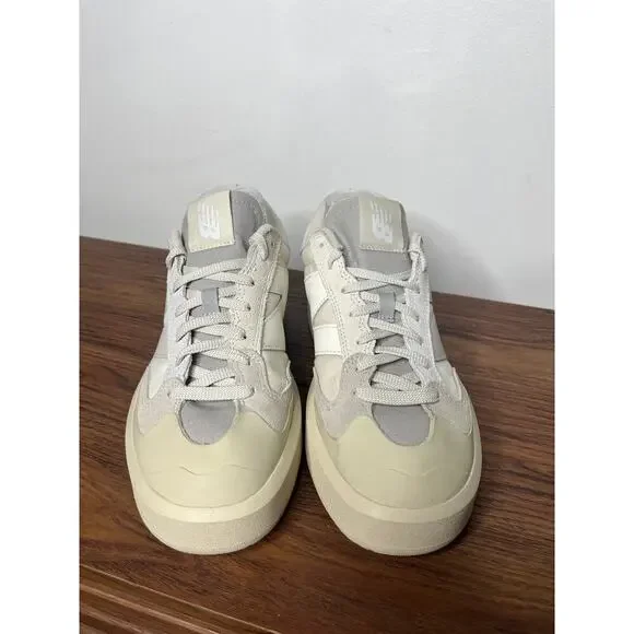 New Balance CT302 White Gray Suede Canvas Men's 9 Neutral Streetwear Casual